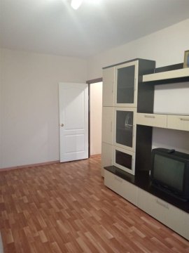 1-к квартира, 10/10 эт., 35м²