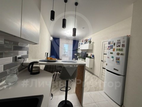 2-к квартира, 16/27 эт., 63м²