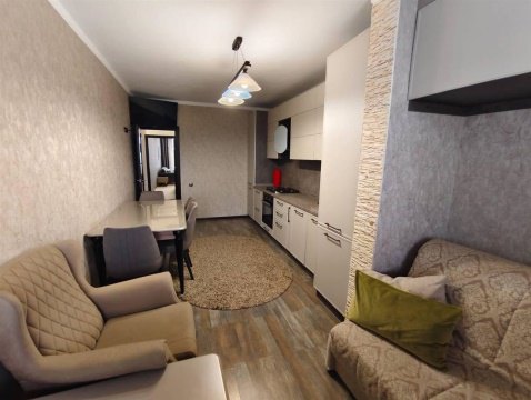 2-к квартира, 2/10 эт., 74м²