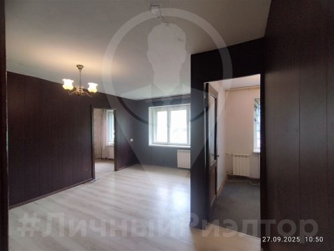2-к квартира, 1/5 эт., 42м²